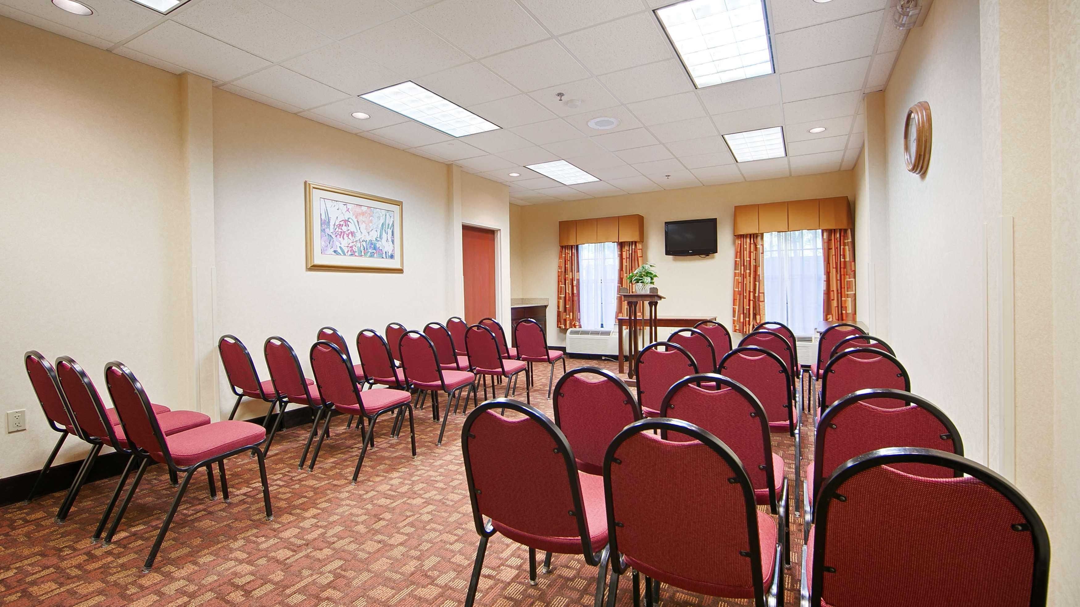 Best Western Hiram Inn And Suites Exterior photo
